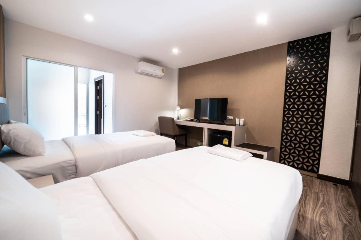 The Y House Hotell Chiang Mai Exteriör bild