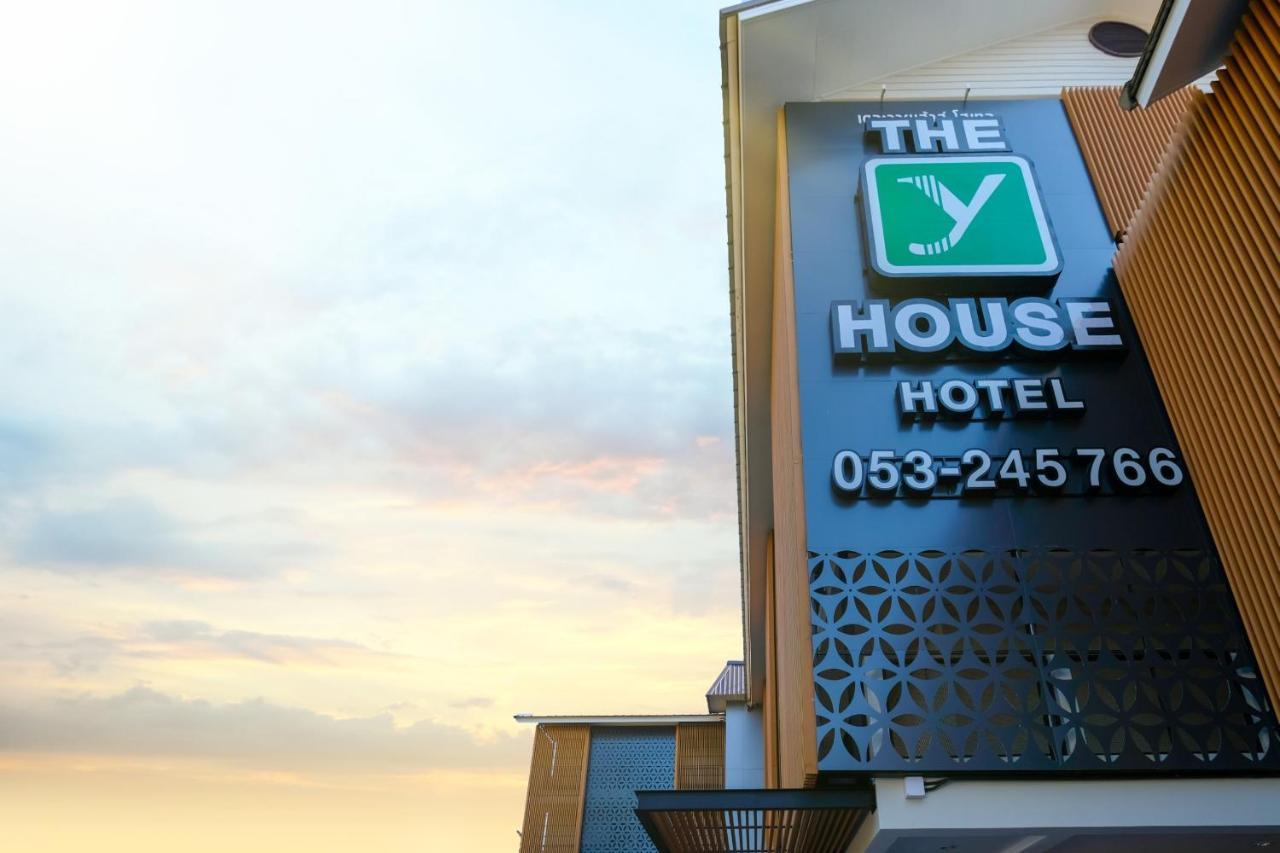 The Y House Hotell Chiang Mai Exteriör bild