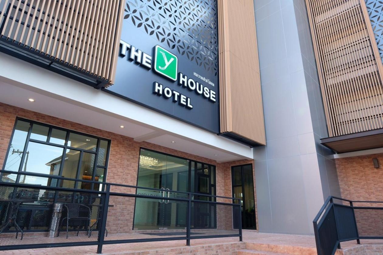 The Y House Hotell Chiang Mai Exteriör bild