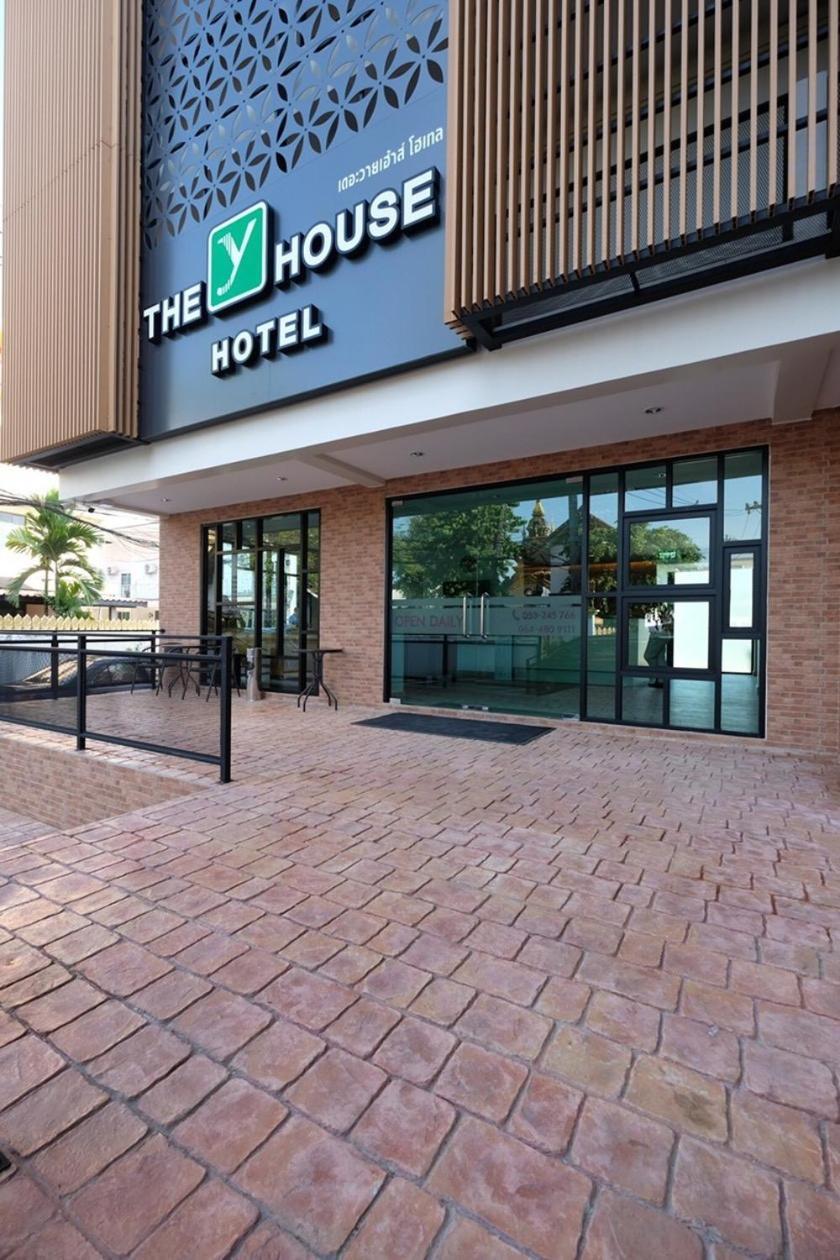 The Y House Hotell Chiang Mai Exteriör bild