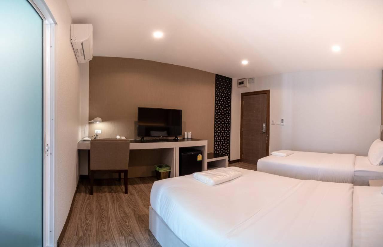 The Y House Hotell Chiang Mai Exteriör bild